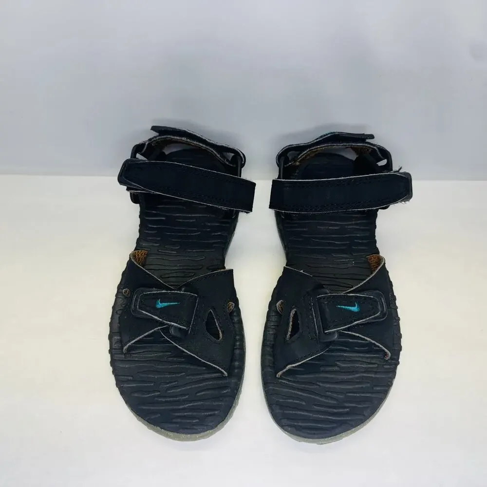 Nike Air Deschutz ACG Sandals Kids Size‎ 3 Black Adjustable Strap Water Outdoor